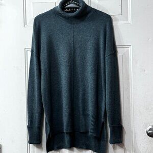 Max Studio 100% 2-Ply Cashmere Sz M Womens Dark Sage Green Turtleneck Sweater